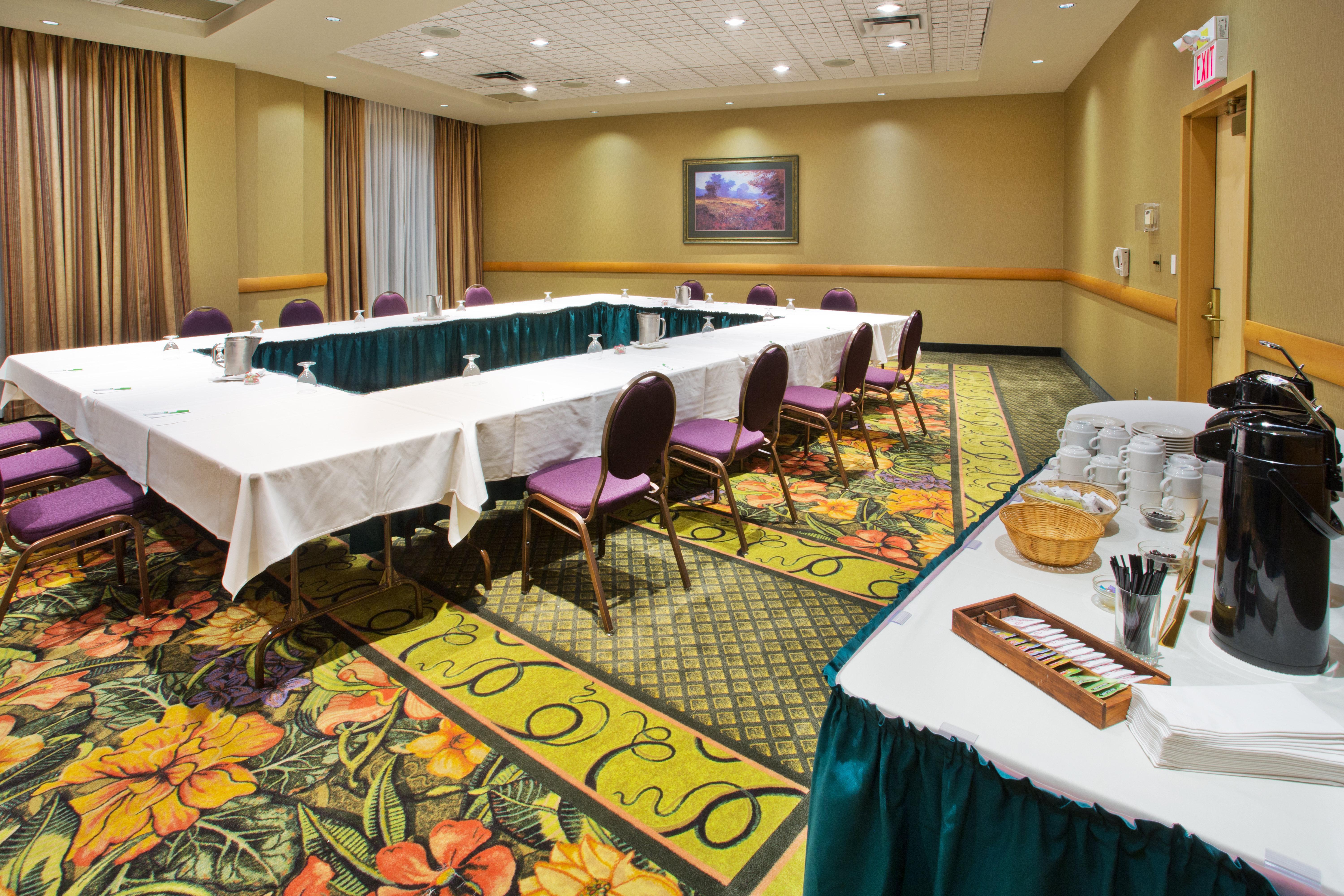 Holiday Inn & Suites North Vancouver By Ihg Esterno foto