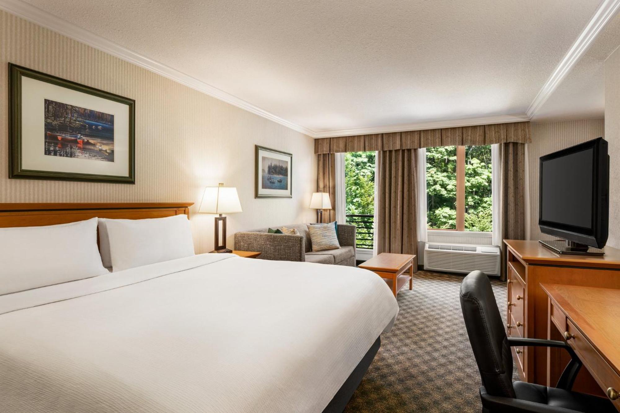 Holiday Inn & Suites North Vancouver By Ihg Esterno foto