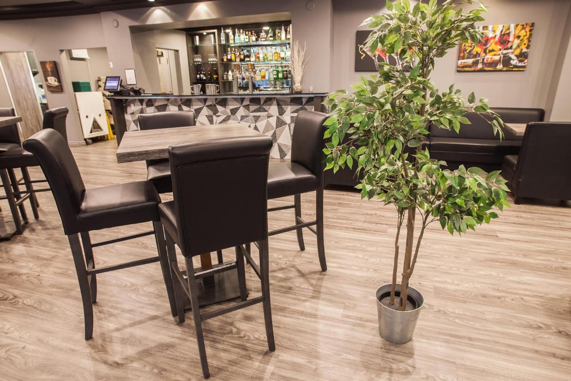 Holiday Inn & Suites North Vancouver By Ihg Esterno foto