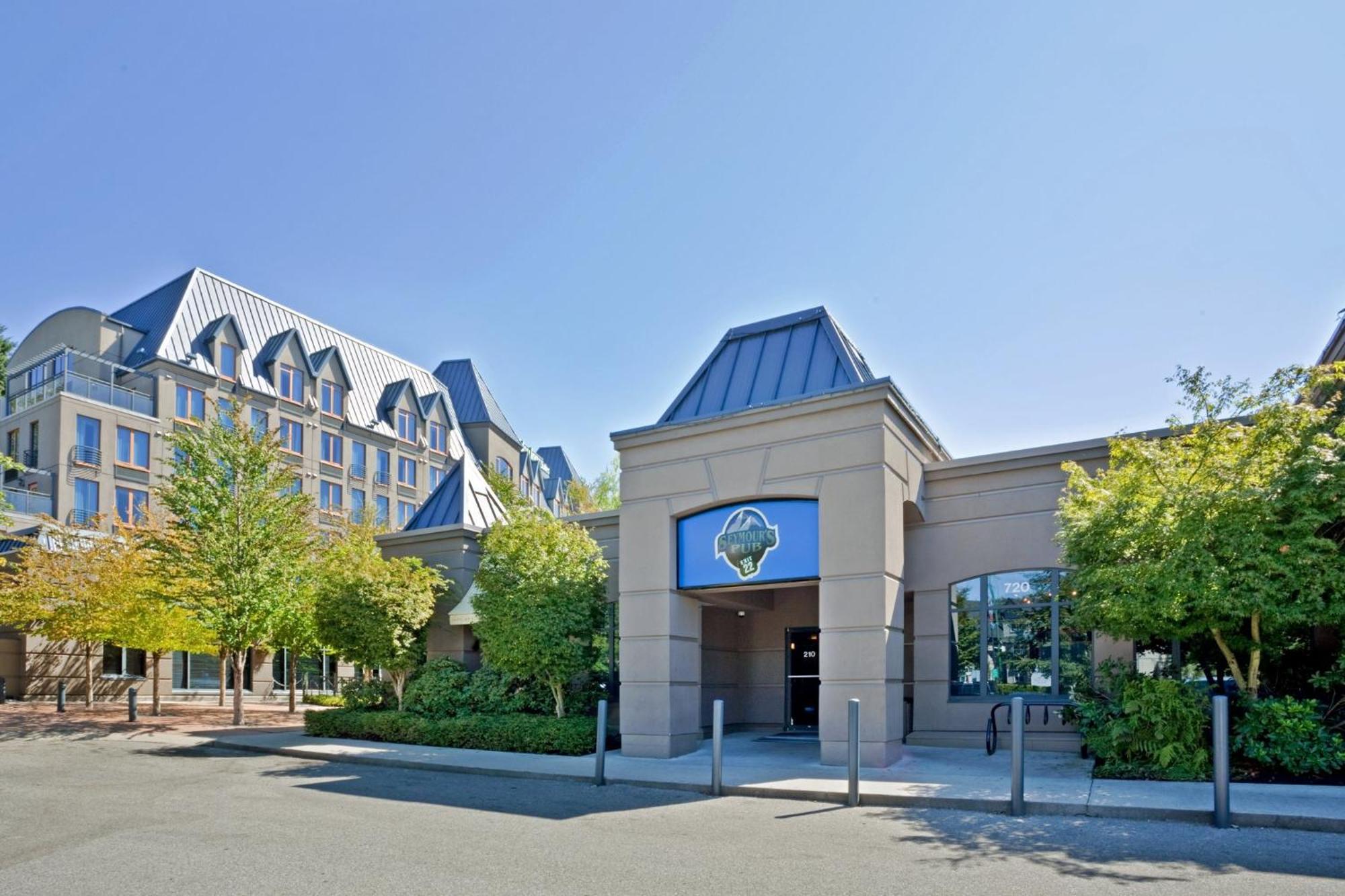 Holiday Inn & Suites North Vancouver By Ihg Esterno foto